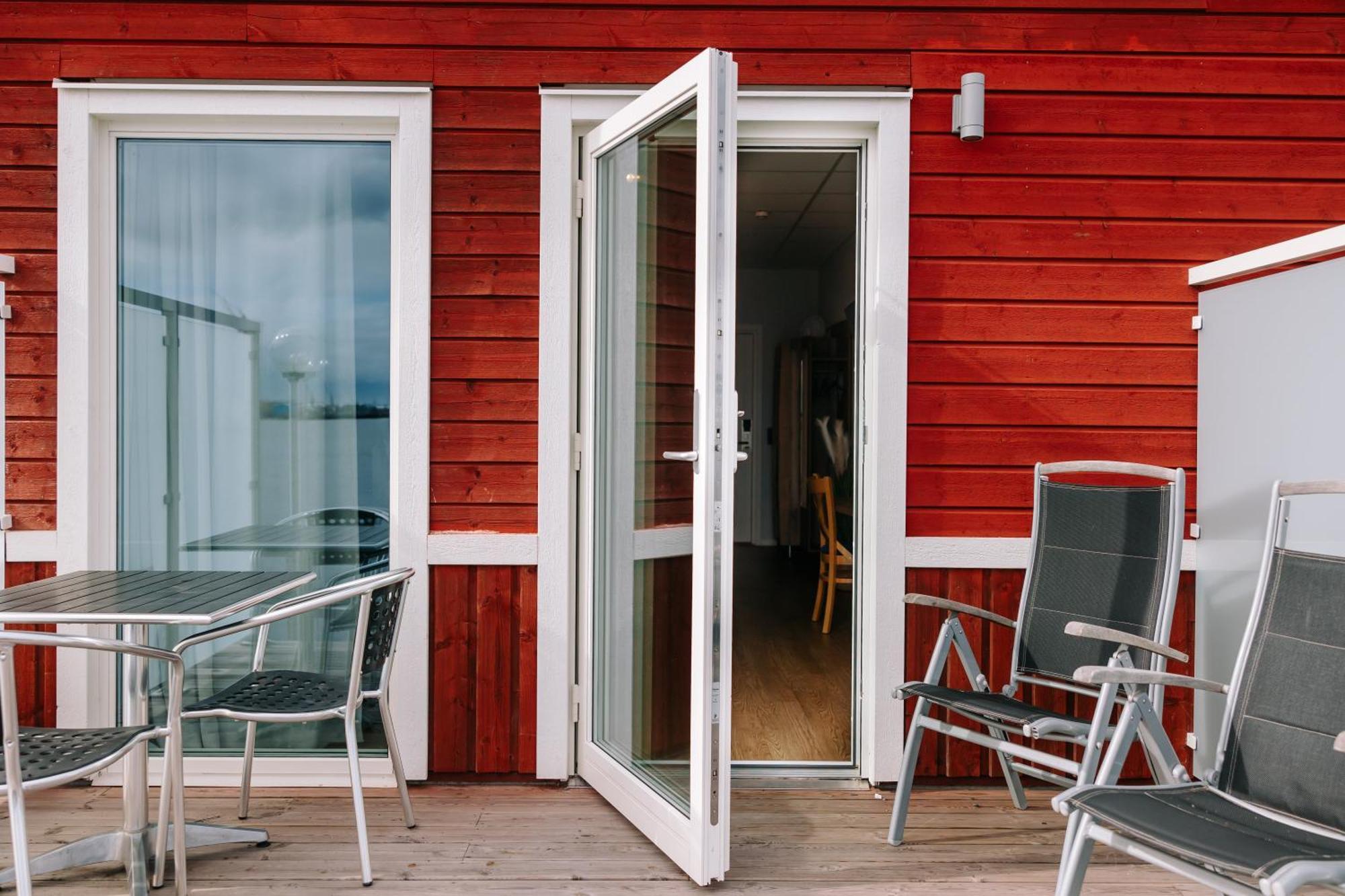 Badholmen Restaurang & Hotell Оскаршхамн Екстериор снимка