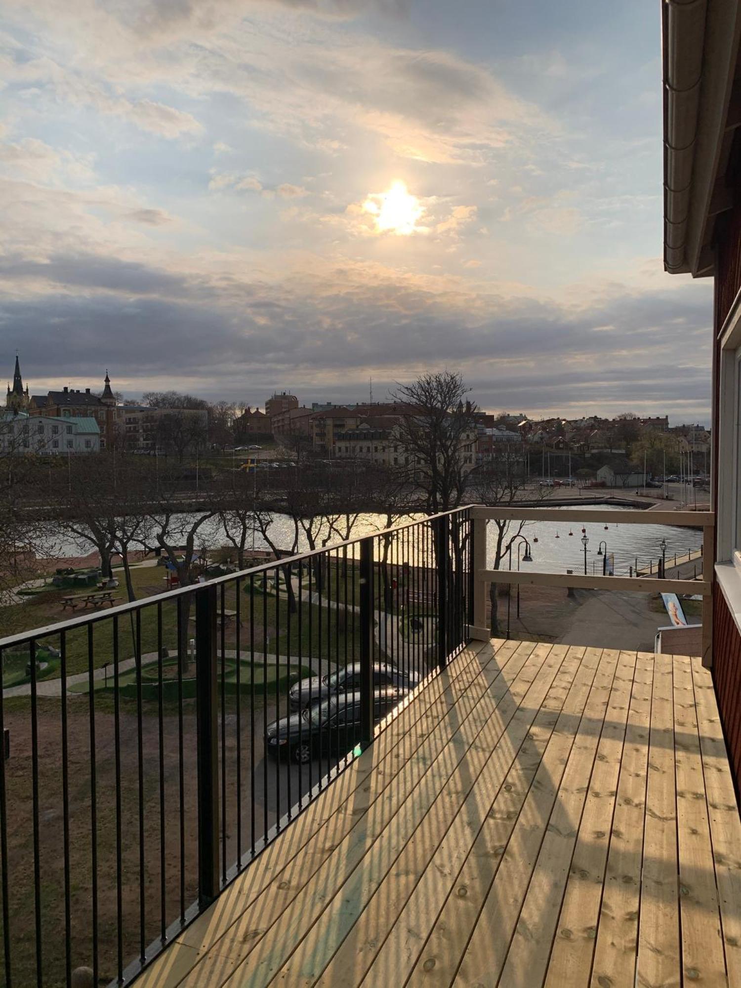 Badholmen Restaurang & Hotell Оскаршхамн Екстериор снимка