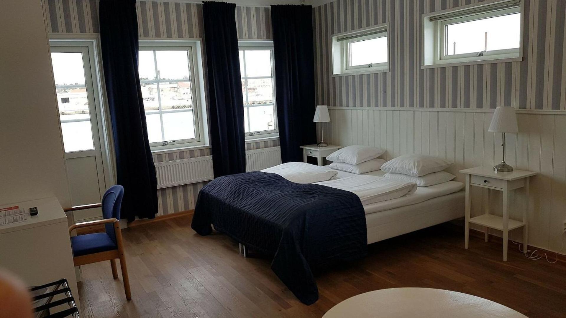 Badholmen Restaurang & Hotell Оскаршхамн Екстериор снимка